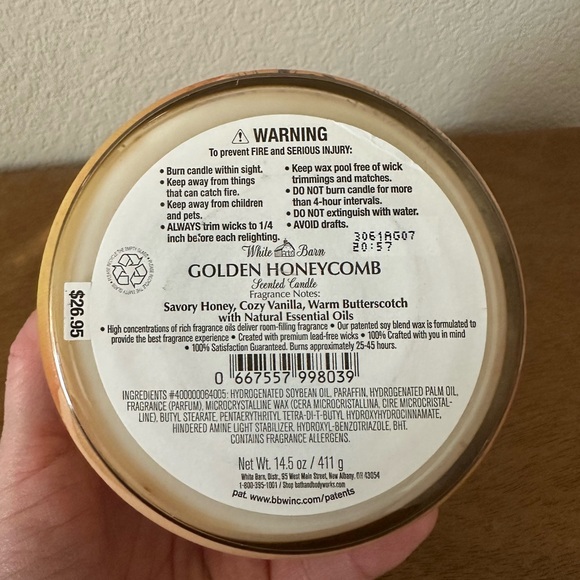 NEW bath and body works GOLDEN HONEYCOMB 3 wick candle NEW - Picture 3 of 3